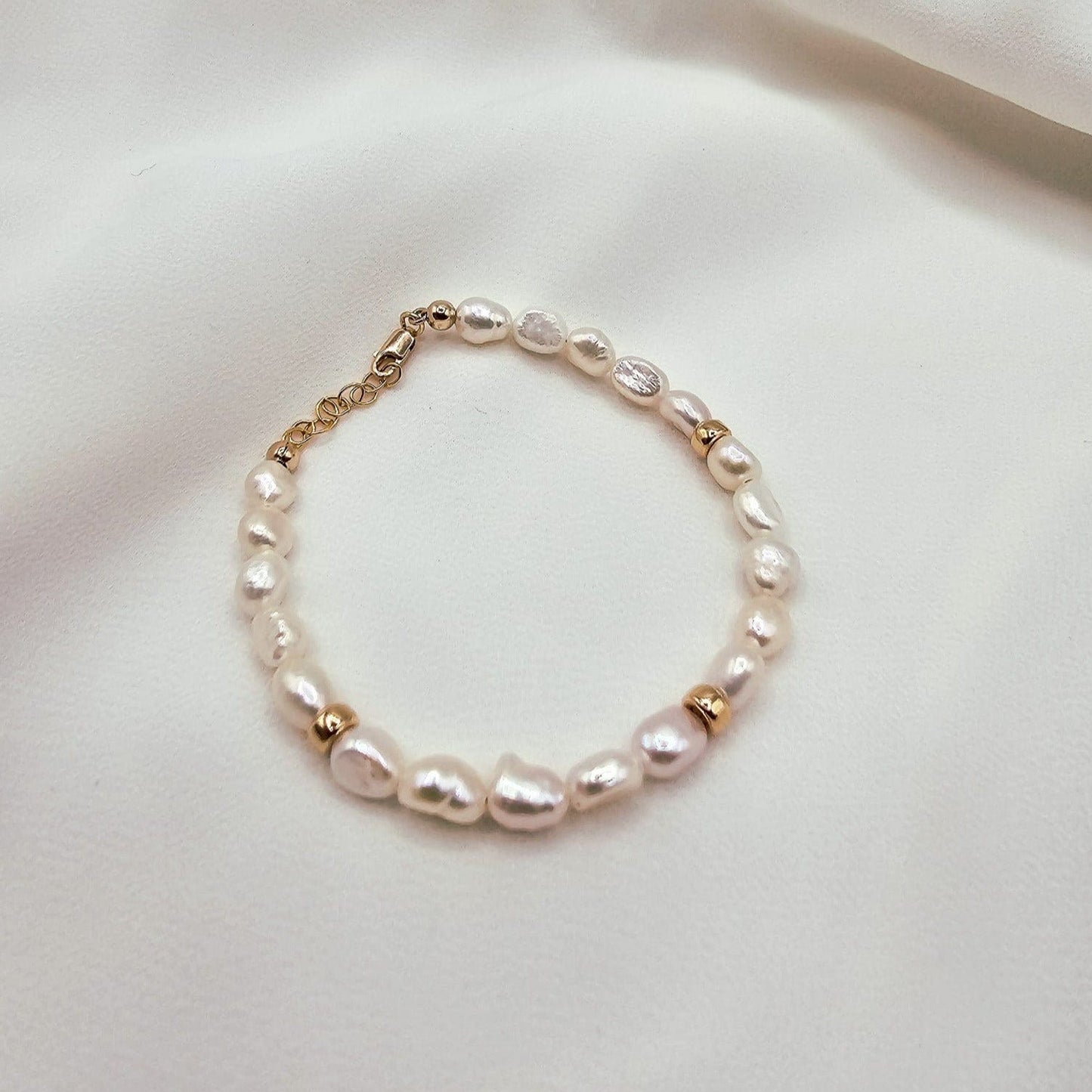 Vesta Pearl Bracelet